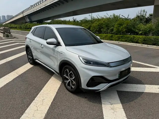 BYD Yuan PLUS — Фото автомобиля 3