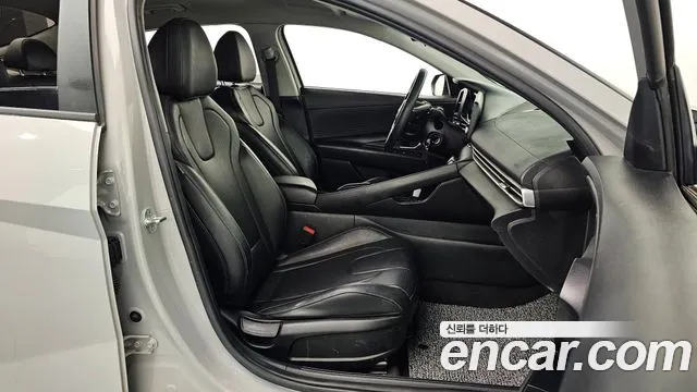 Hyundai Avante CN7 — Фото автомобиля 18