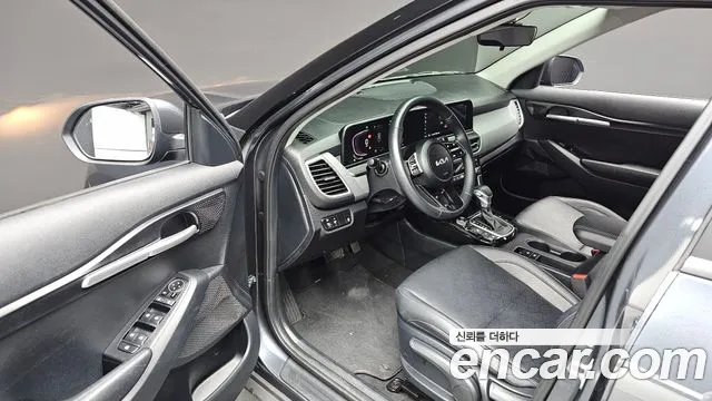 Kia Seltos Новый Seltos Бензин 2.0 2WD — Фото автомобиля 12