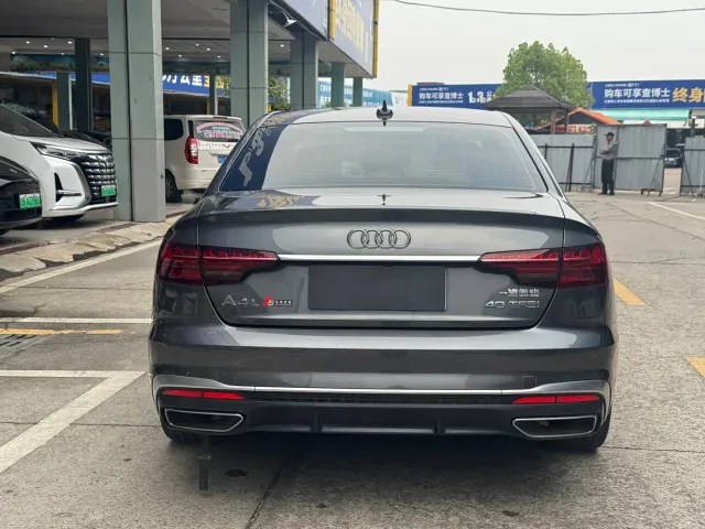 Audi A4L — Фото автомобиля 8
