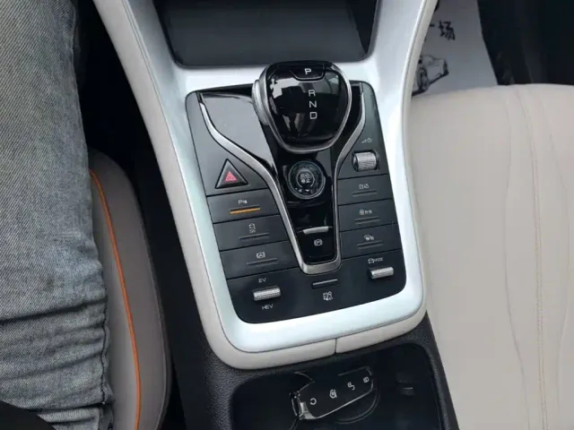 BYD Song Pro — Фото автомобиля 13