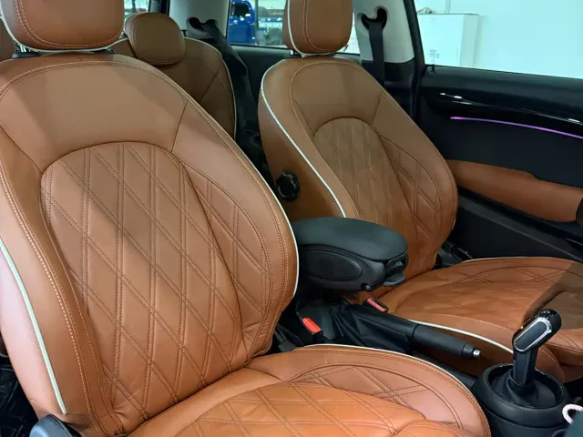 MINI Hatch — Фото автомобиля 16