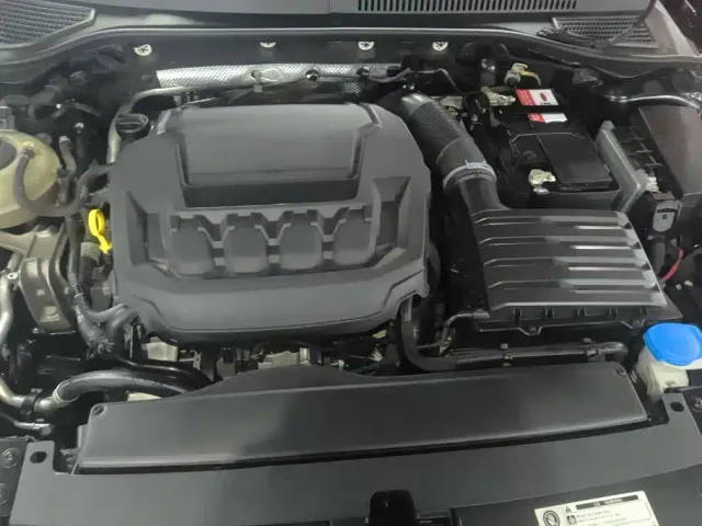 Volkswagen Passat — Фото автомобиля 10