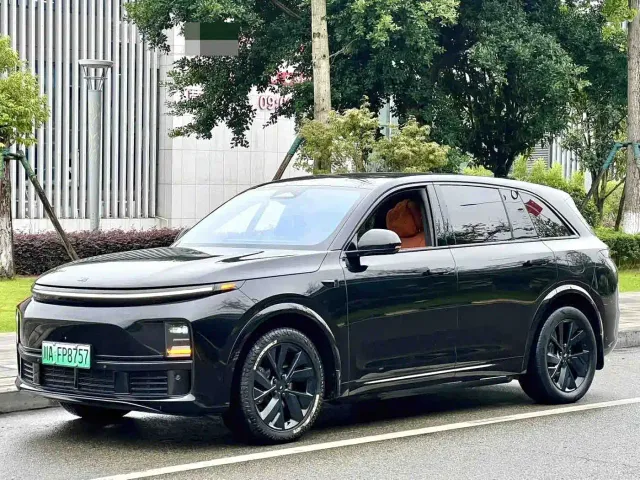 Фотография автомобиля — Li Auto L7