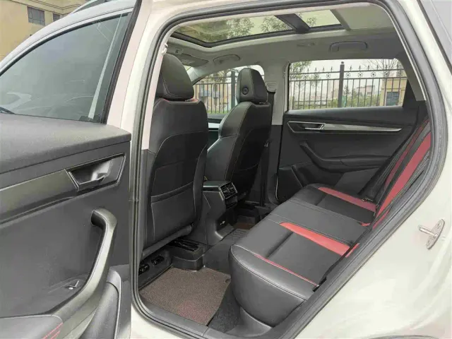 Skoda Karoq — Фото автомобиля 7
