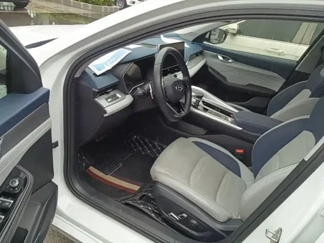 Geely Xingrui — Фото автомобиля 15