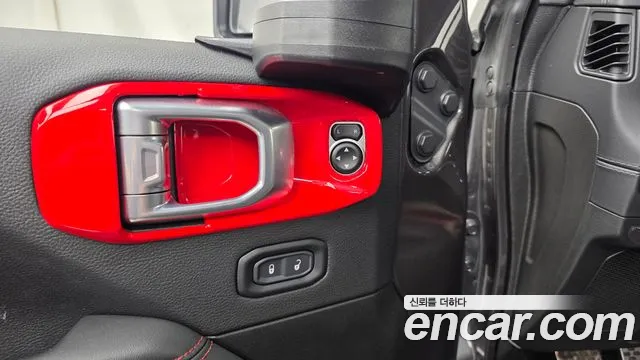 Jeep Wrangler — Фото автомобиля 25