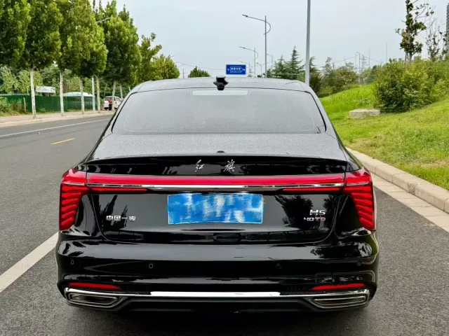 Hongqi H5 — Фото автомобиля 8