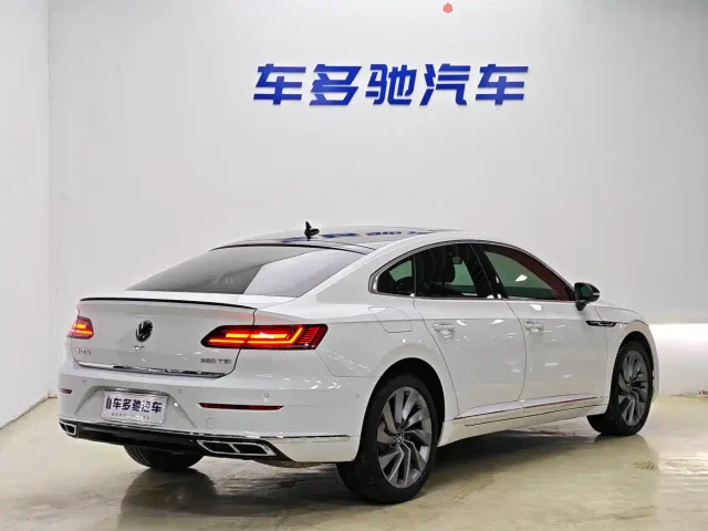 Volkswagen CC — Фото автомобиля 7