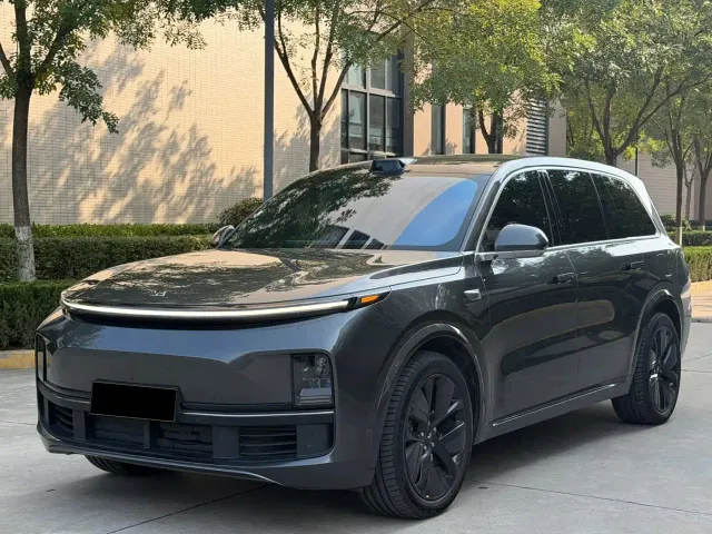 Li Auto L9 — Фото автомобиля 2