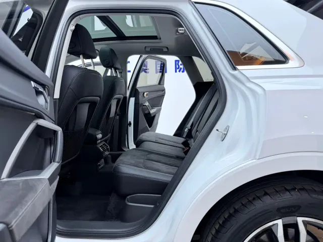 Audi Audi Q3 2021 35 TFSI Progressive Sport — Фото автомобиля 14