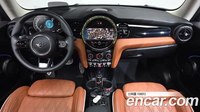 Mini Cooper — Фото автомобиля 7