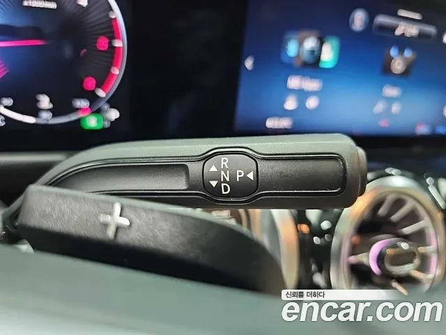 Mercedes-Benz GLB-Class — Фото автомобиля 8