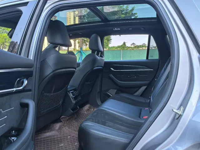 Geely Xingyue L — Фото автомобиля 6