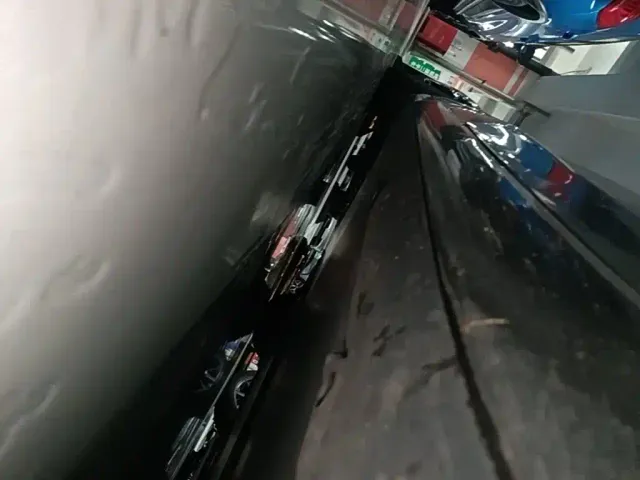 Tesla Model 3 — Фото автомобиля 20