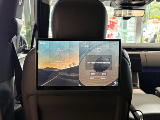 Land Rover Range Rover — Фото автомобиля 13