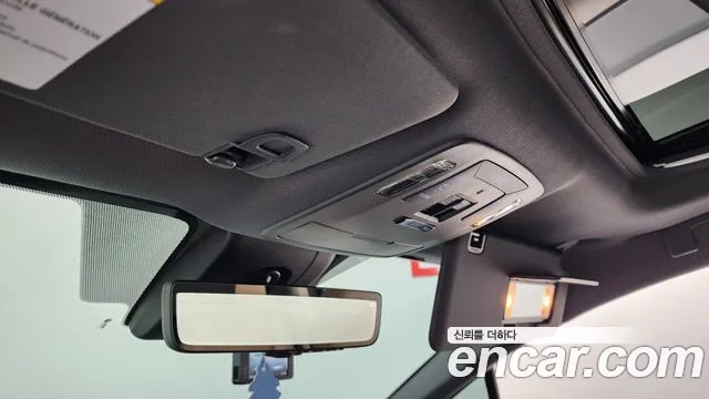 Toyota Sienna — Фото автомобиля 24