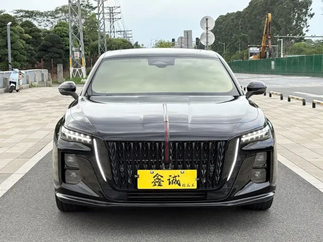 Hongqi H5 — Фото автомобиля 3