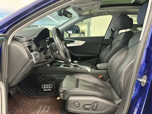 Audi A4L — Фото автомобиля 9