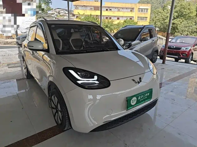 Wuling Bingo — Фото автомобиля 3