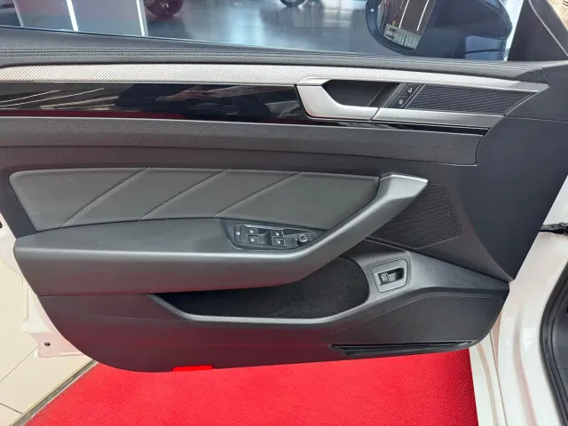 Volkswagen CC — Фото автомобиля 13