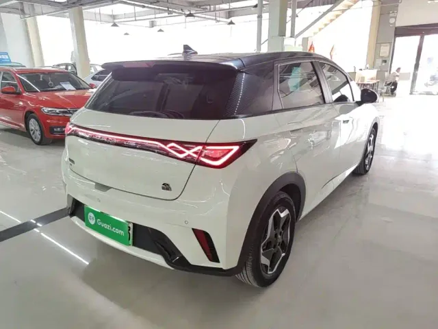 BYD Dolphin — Фото автомобиля 6