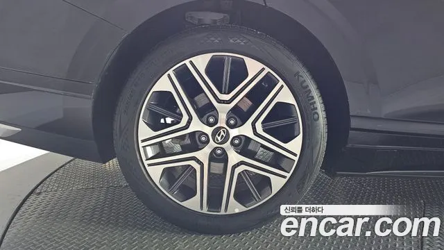 Hyundai Grandeur GN7 — Фото автомобиля 5