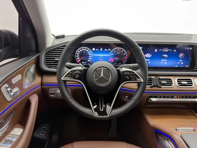 Mercedes-Benz GLE-Class — Фото автомобиля 12