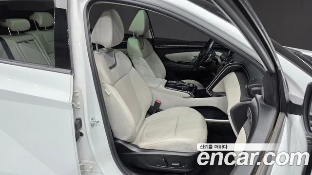 Hyundai Tucson Tucson (NX4) Бензин 1.6 турбо 2WD — Фото автомобиля 7