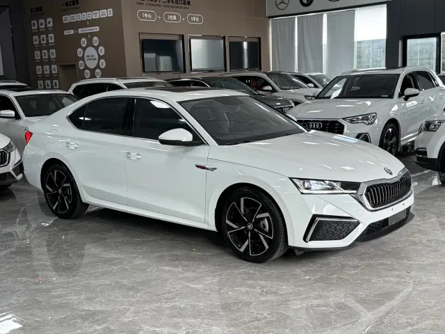 Skoda Octavia — Фото автомобиля 3