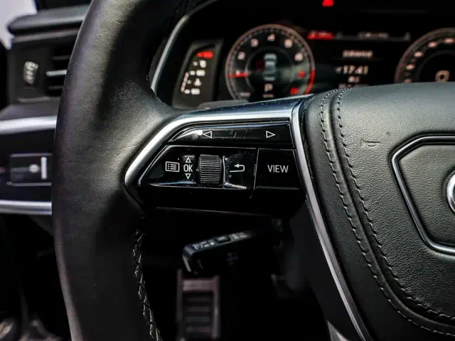 Audi A6L — Фото автомобиля 15