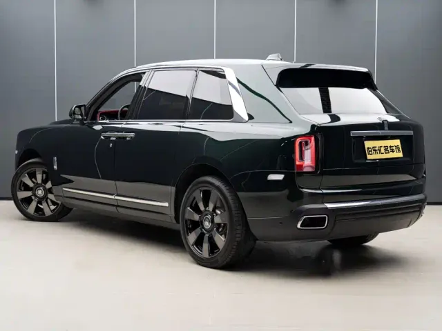 Rolls-Royce Cullinan — Фото автомобиля 4