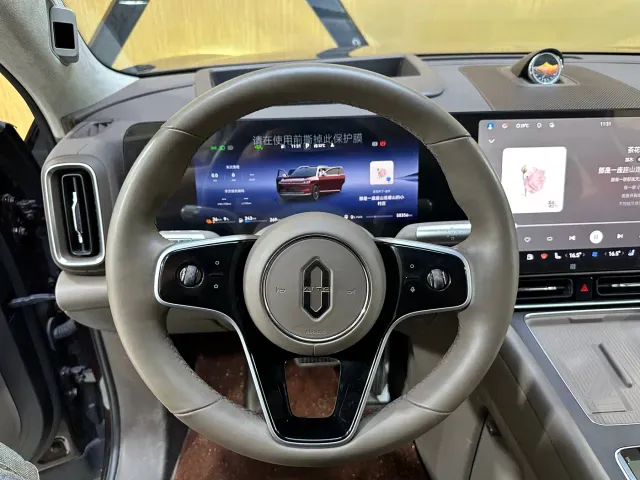 AITO Wenjie AITO M9 2025 Range Extender Max 52kWh 5-Seater — Фото автомобиля 18