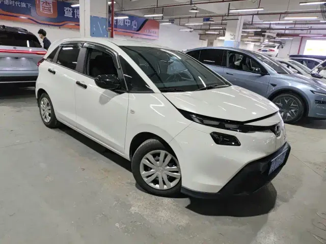 Honda Fit — Фото автомобиля 2
