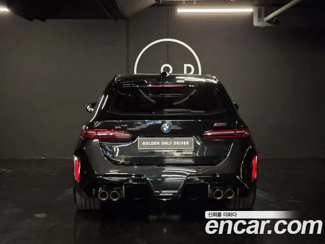BMW M5 G90 — Фото автомобиля 2