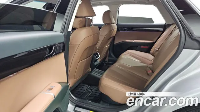 Hyundai Grandeur GN7 — Фото автомобиля 18