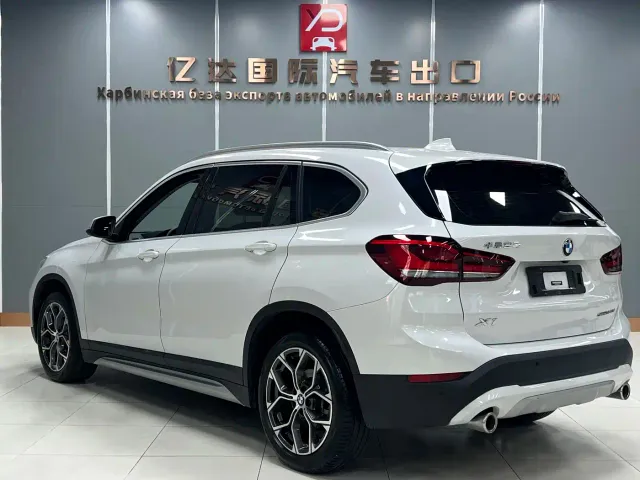 BMW X1 — Фото автомобиля 4