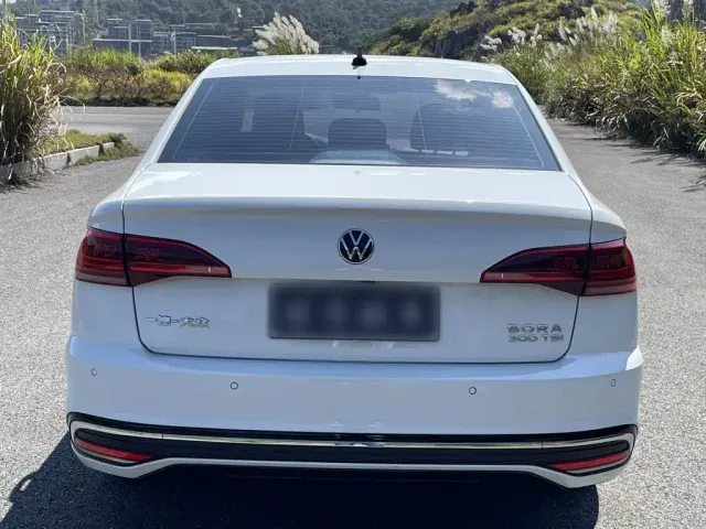 Volkswagen Bora — Фото автомобиля 6
