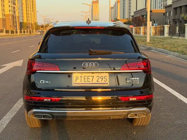Audi Q5L — Фото автомобиля 8