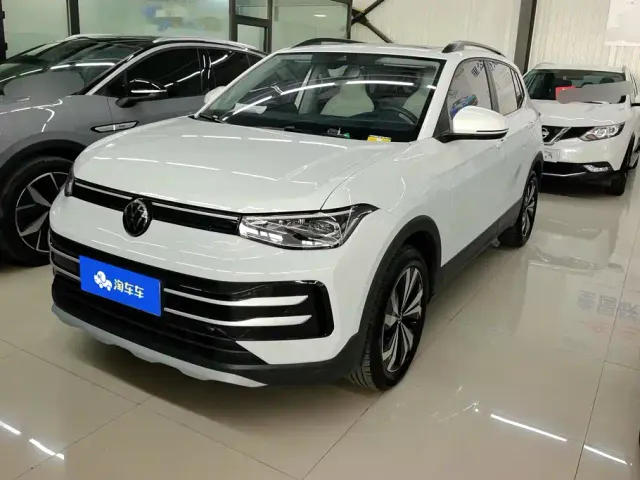 Фотография автомобиля — Volkswagen Tharu