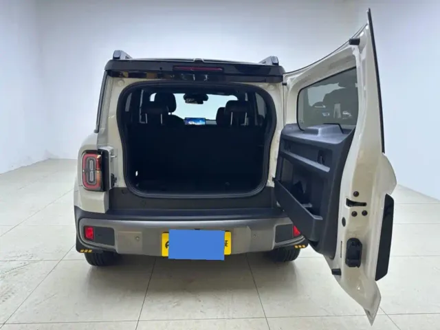 Baojun Yep Plus — Фото автомобиля 13