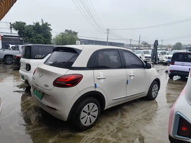 Wuling Bingo — Фото автомобиля 7