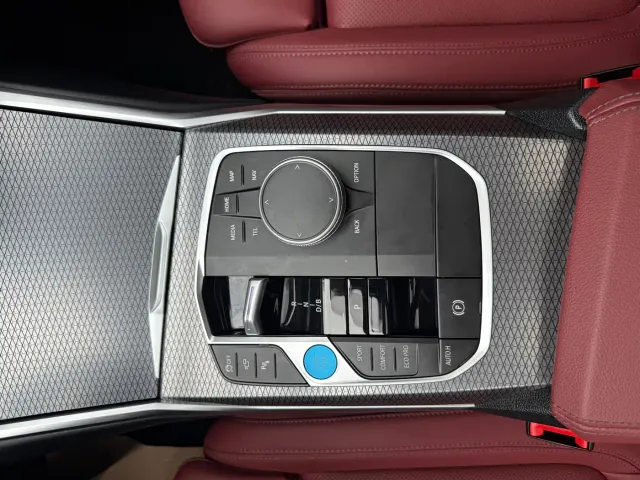 BMW i3 — Фото автомобиля 16