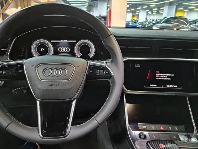 Audi Audi A6L 2022 40 TFSI Luxury Dynamic — Фото автомобиля 5