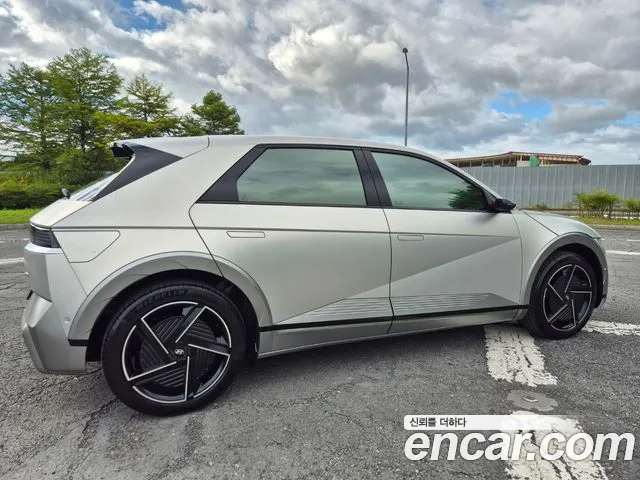 Hyundai Ioniq5 Long Range AWD — Фото автомобиля 5