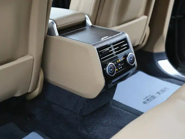 Land Rover Range Rover — Фото автомобиля 23