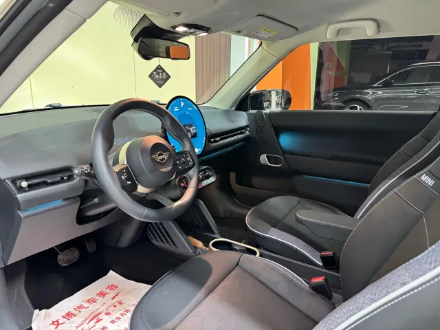 MINI Cooper — Фото автомобиля 7