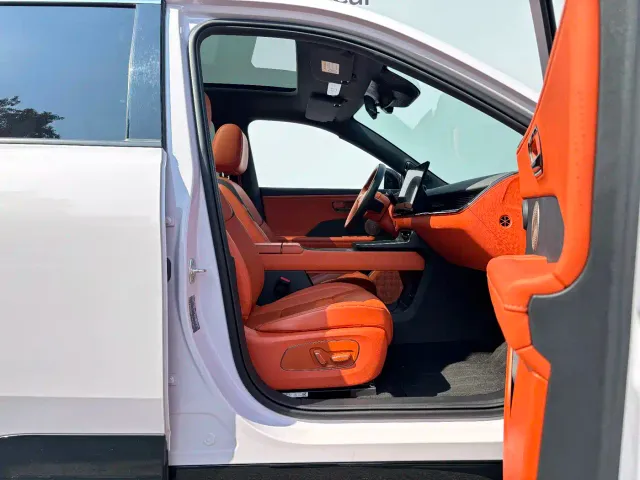 Toyota BoZhi 3X — Фото автомобиля 10