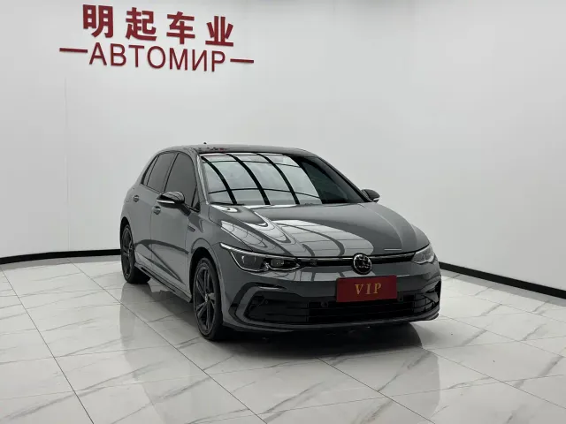 Volkswagen Golf — Фото автомобиля 3