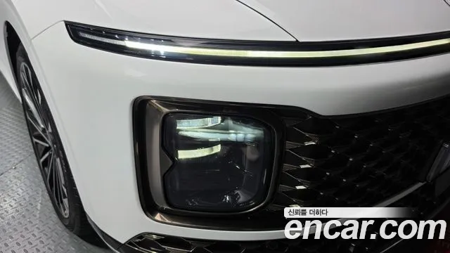 Hyundai Grandeur Grandeur (GN7) 2.5 Бензин 2WD — Фото автомобиля 20